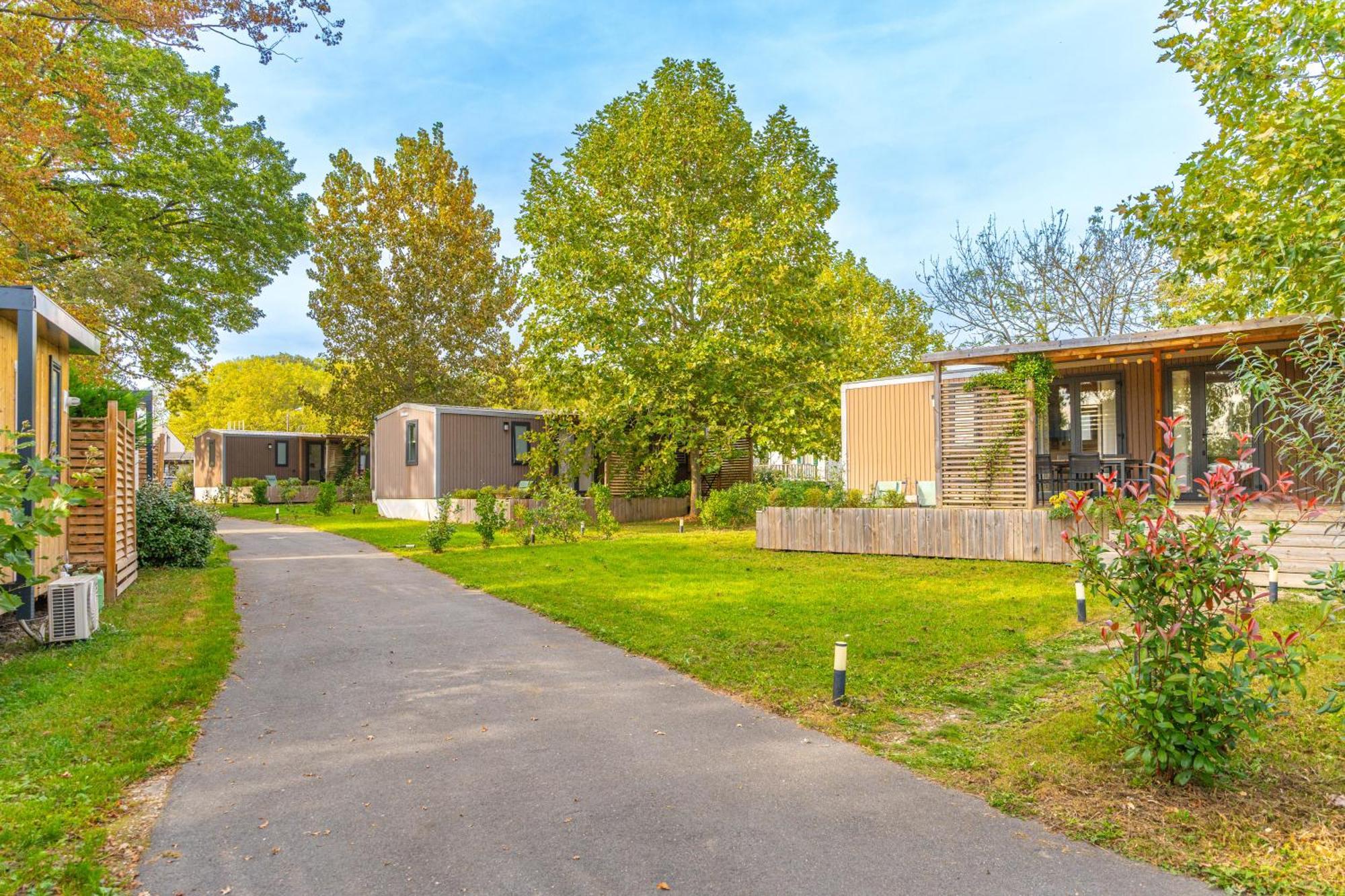 Camping Le Parc De Paris Villevaudé Exterior foto