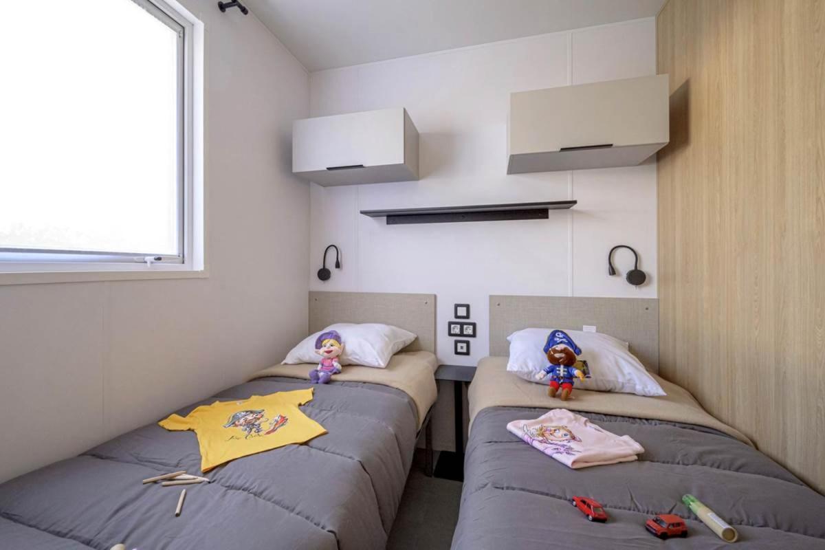 Camping Le Parc De Paris Villevaudé Zimmer foto