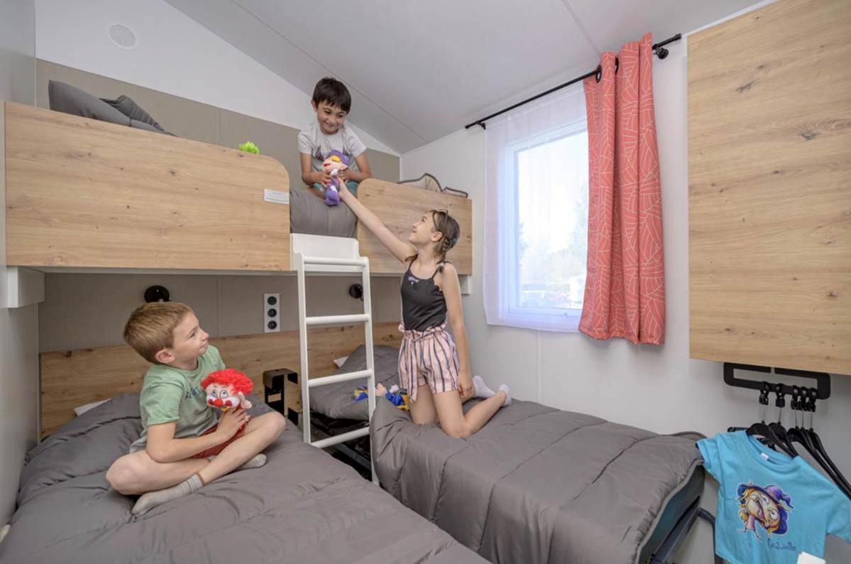 Camping Le Parc De Paris Villevaudé Zimmer foto